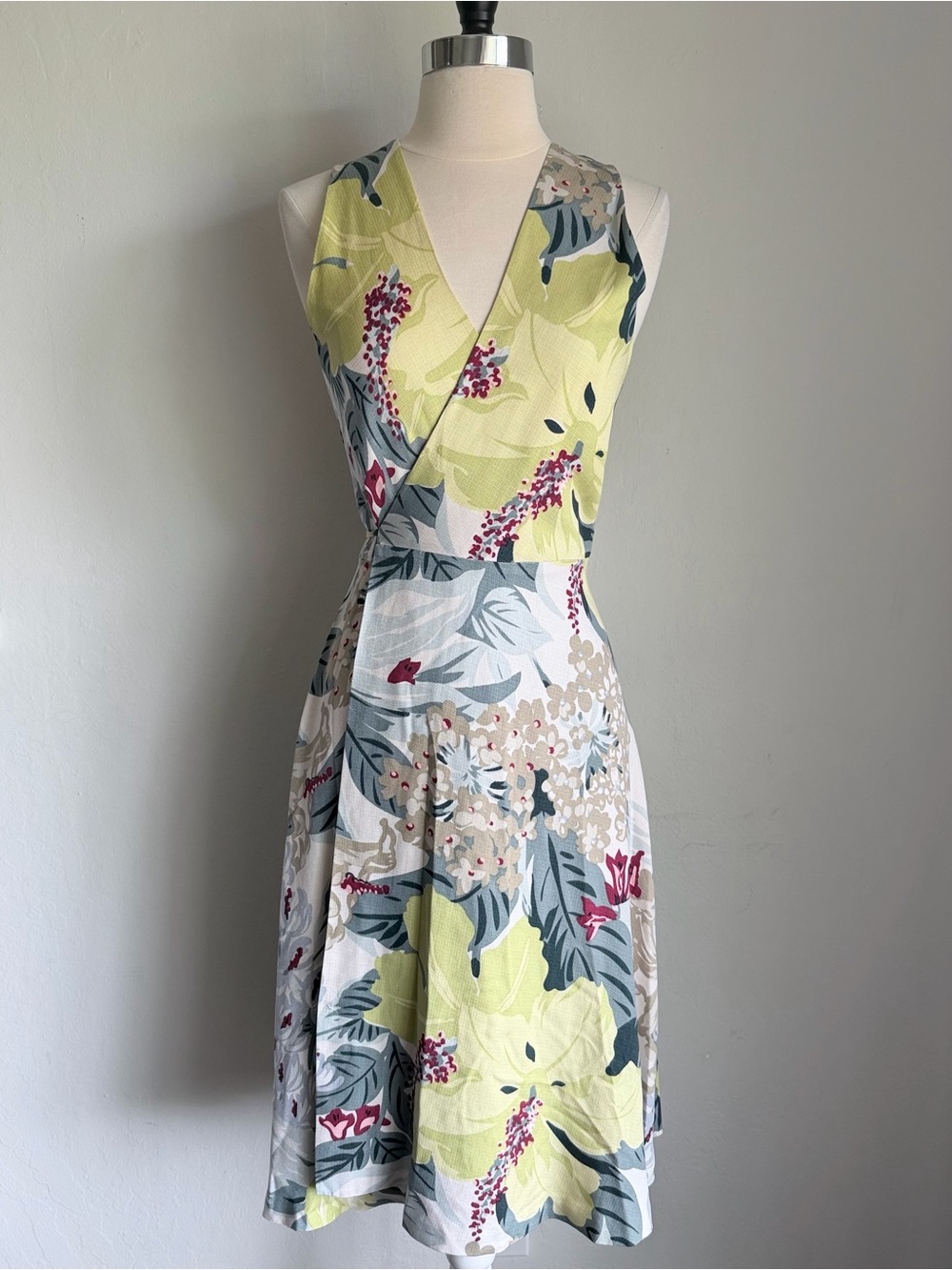 Tommy Bahama Silk Floral Print Sleeveless Vneck Wrap Dress, Blue Yellow Sz 12
